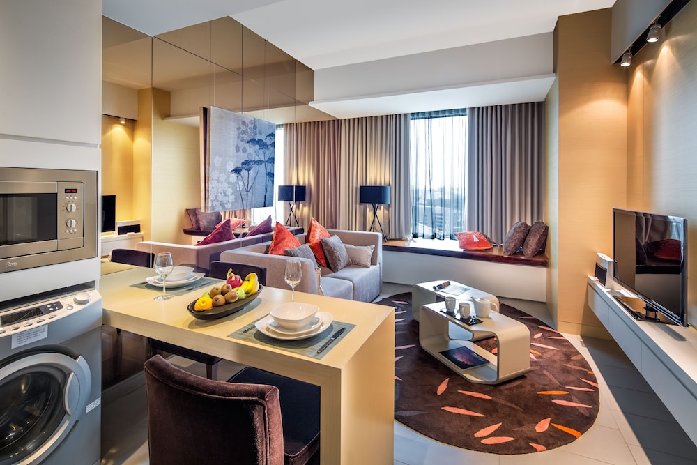 Park Avenue Rochester (SG Clean)