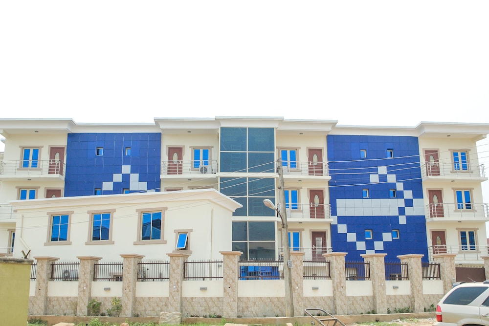 SSCFG Luxury Apartments & Suites