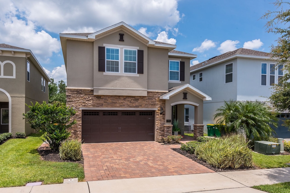 Wonderful 8Bd w/ Pool & GameRoom @ Encore 461