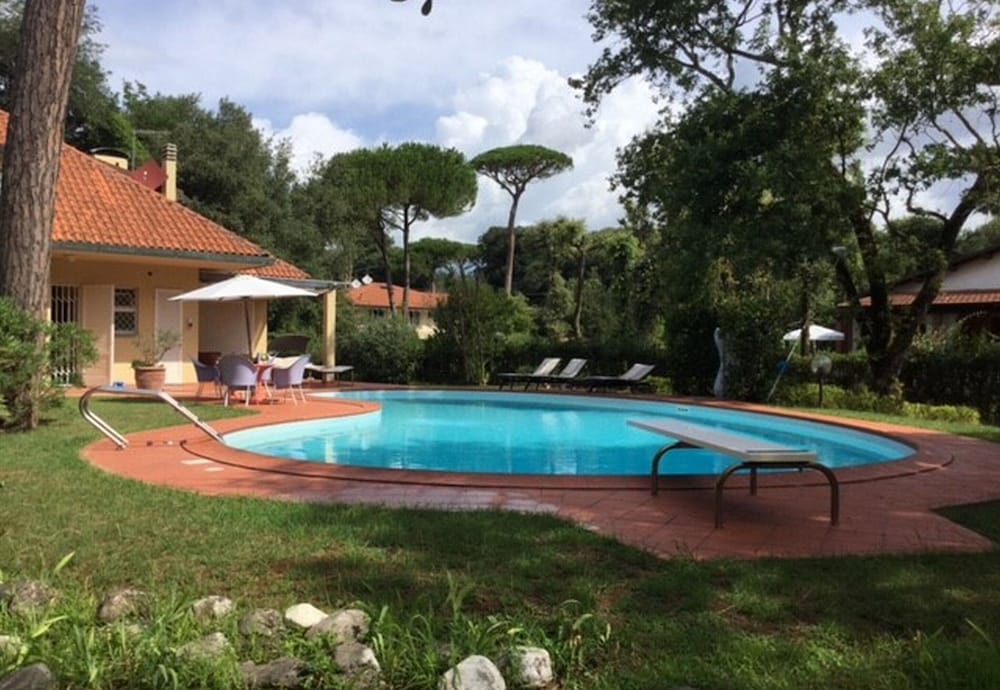 Villa Piero with pool