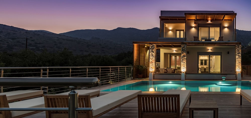 Elounda Spa Villa Crete - Ultimate Luxury Resort