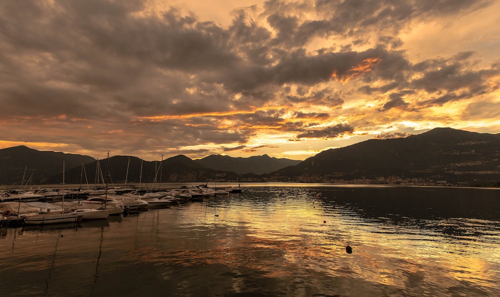 Tramonti e Lago