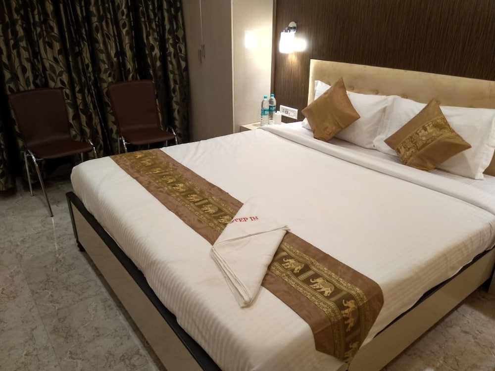 Step in Stays CC117