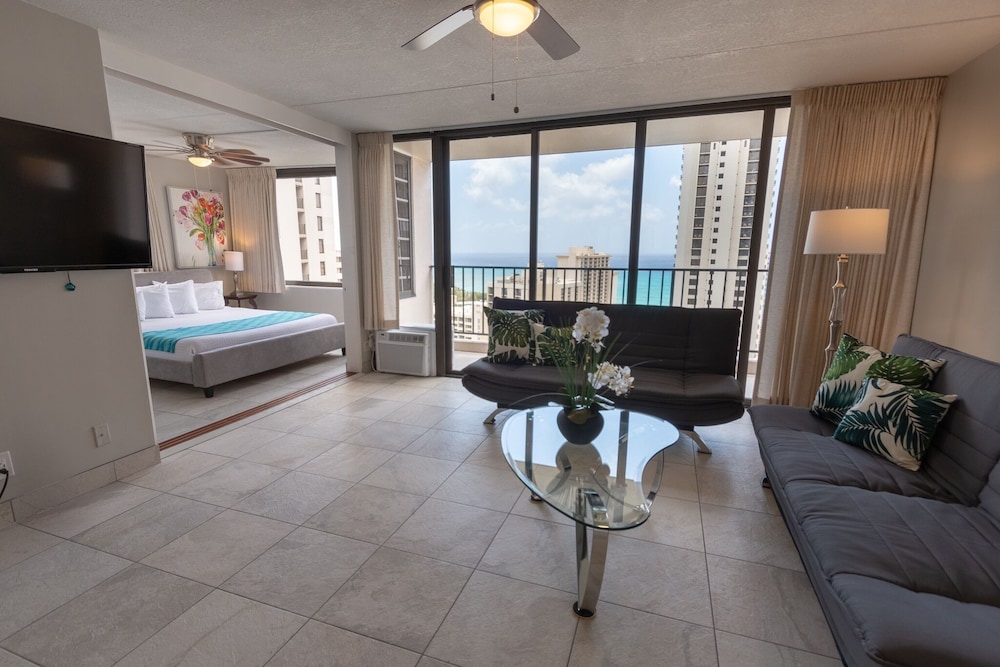 Newly Remodeled Corner Unit at the Waikiki Banyan With Diamond Head Views by Redawning