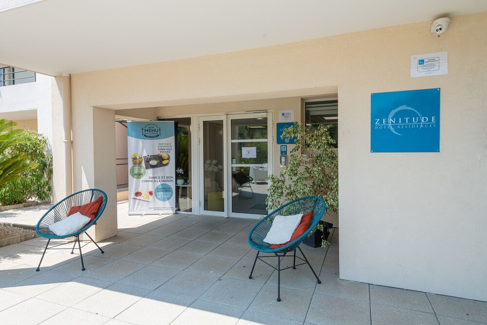 Zenitude Hôtel - Résidences Confort Cannes Mandelieu