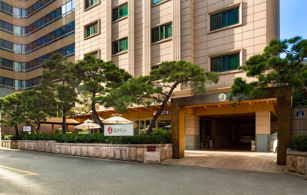 Sunbee Hotel