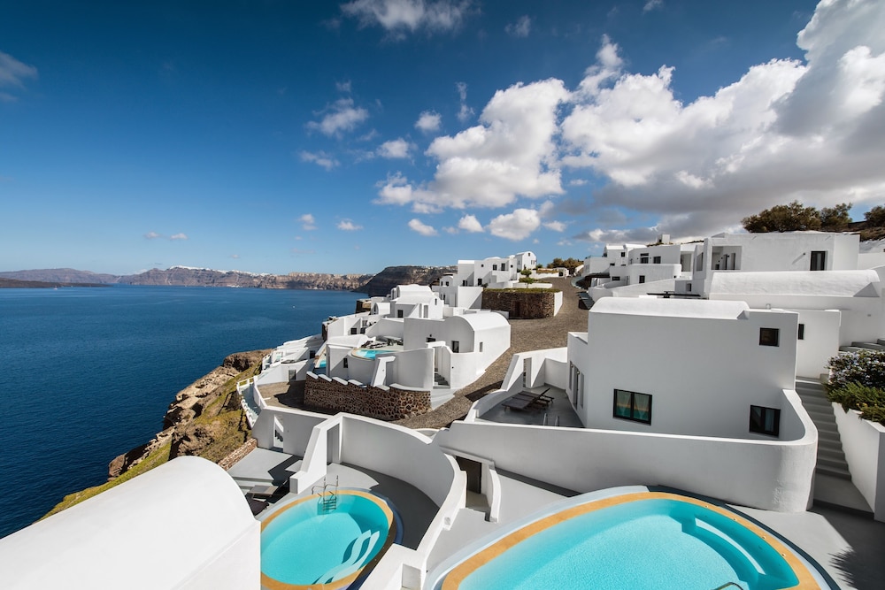 Ambassador Aegean Luxury Hotel and Suites