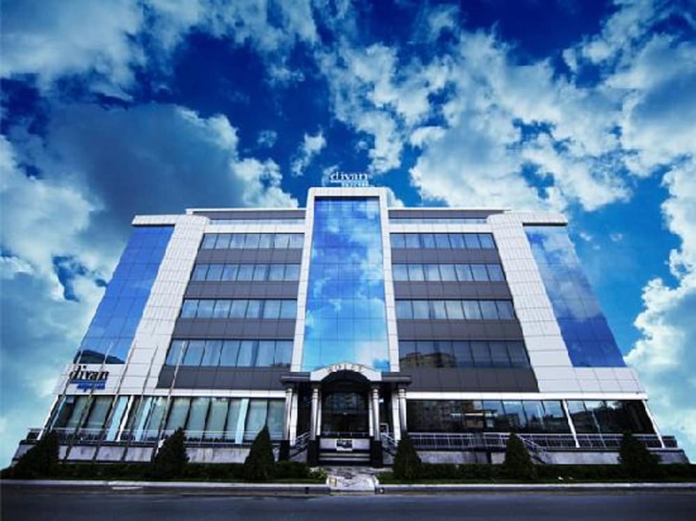 Divan Express Baku