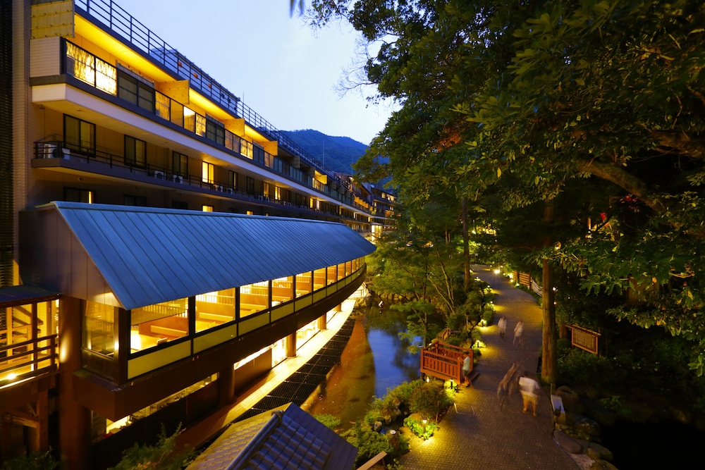 Hakone Yumoto Onsen Tenseien