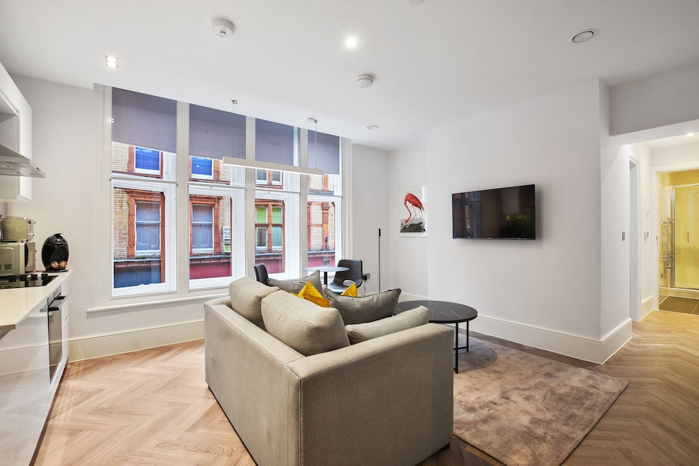 VICTORIA HOUSE by Q Apartments
