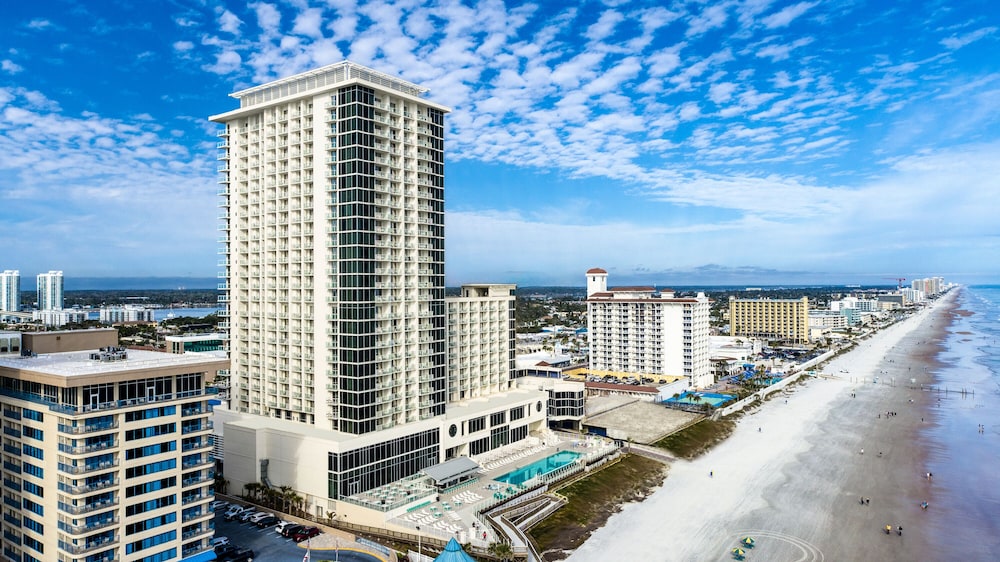 Daytona Grande Oceanfront Resort