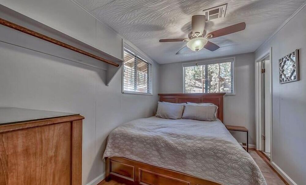 Updated Throughout, Hot Tub, Bbq, Pet Friendly