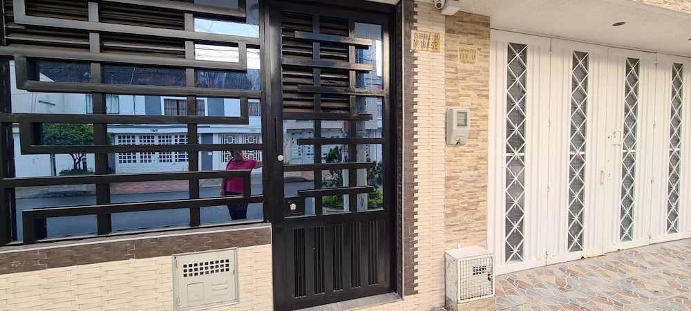 Independent Apartment Maison de 4 Etages