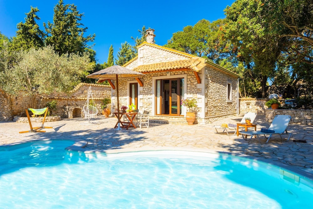 Villa Nionios Large Private Pool Walk to Beach Sea Views A C Wifi - 1033