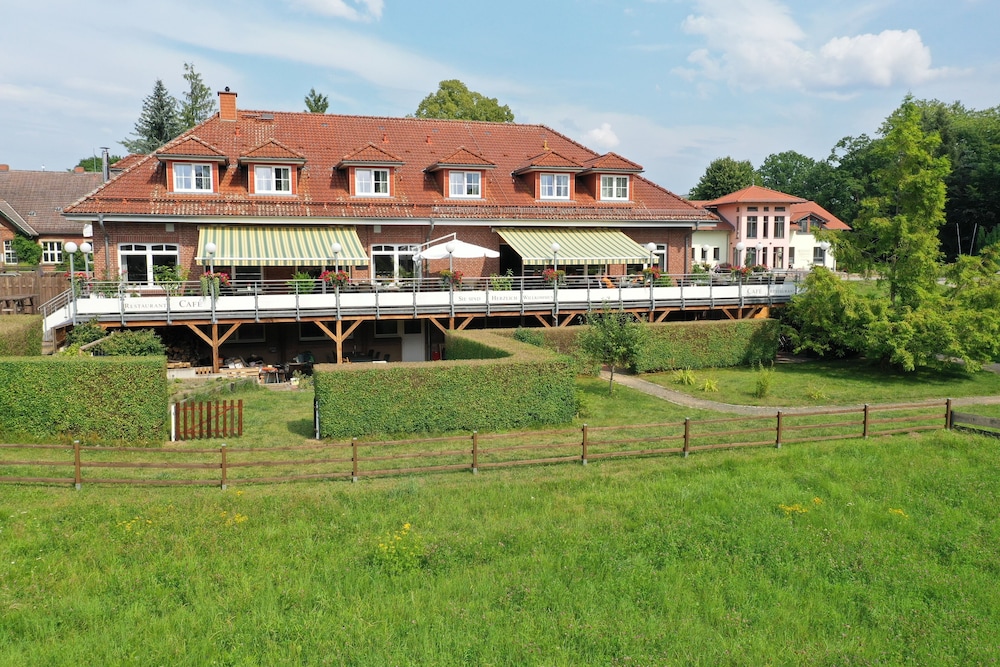 Gosch Hotel Mirow