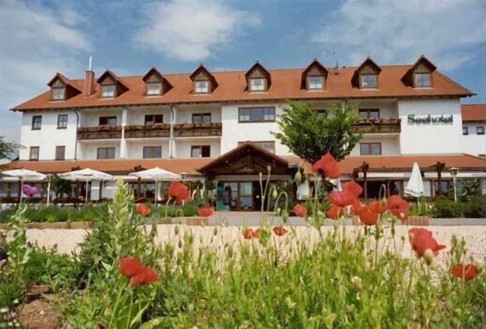 Seehotel Losheim