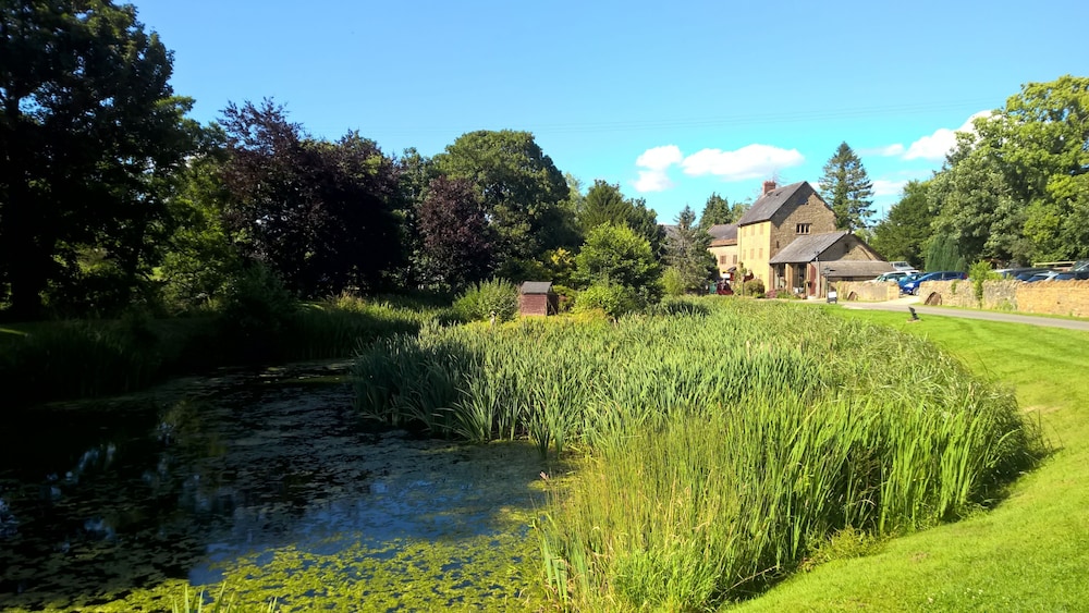 Haselbury Mill Hotel and Restaurant