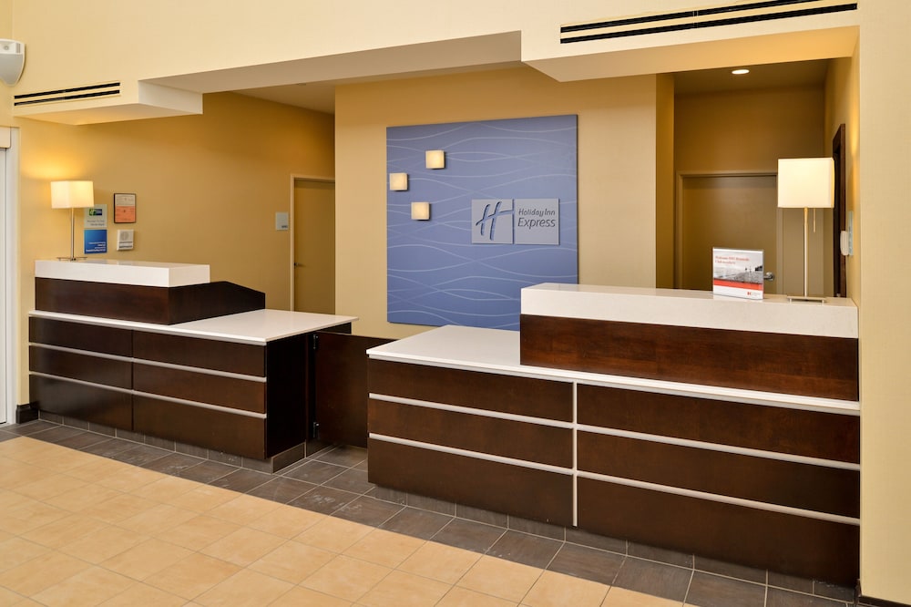 Holiday Inn Express Hotel & Suites Peekskill - Hudson Valley, an IHG Hotel