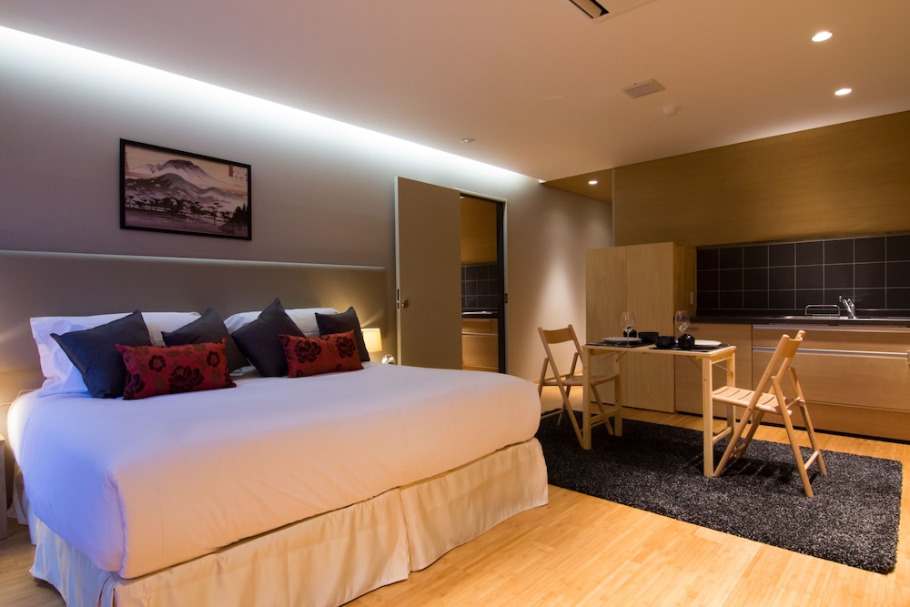 Koharu Resort Hotel & Suites