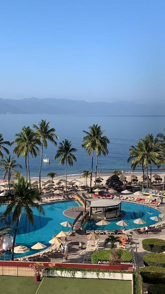 Torre Condomar by VRHost