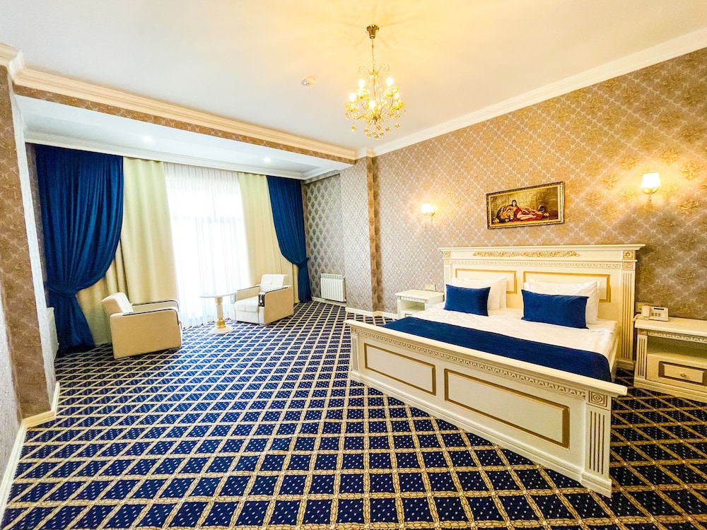 Premier Palace Hotel