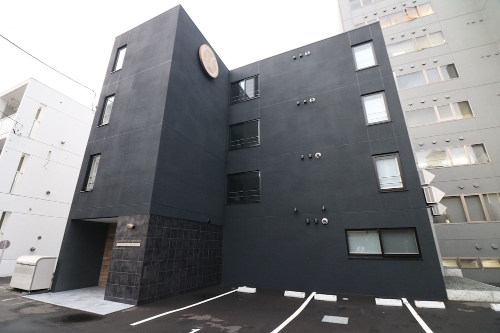 Taketo Stay Premiere Sappro Eki