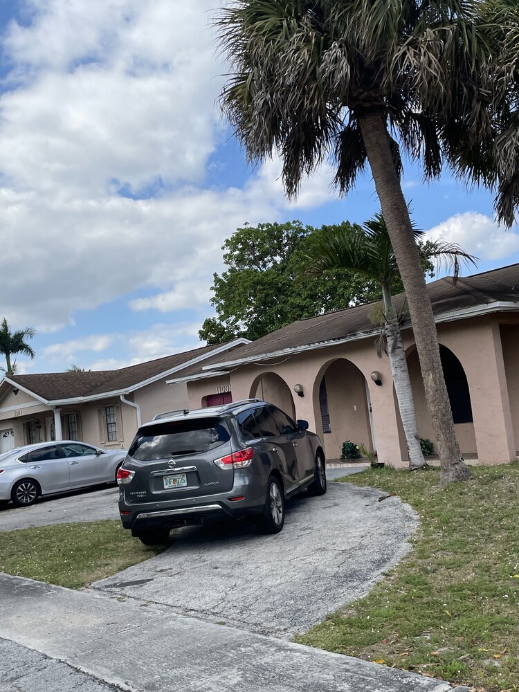 Cozy Guest House Florida Sunrise