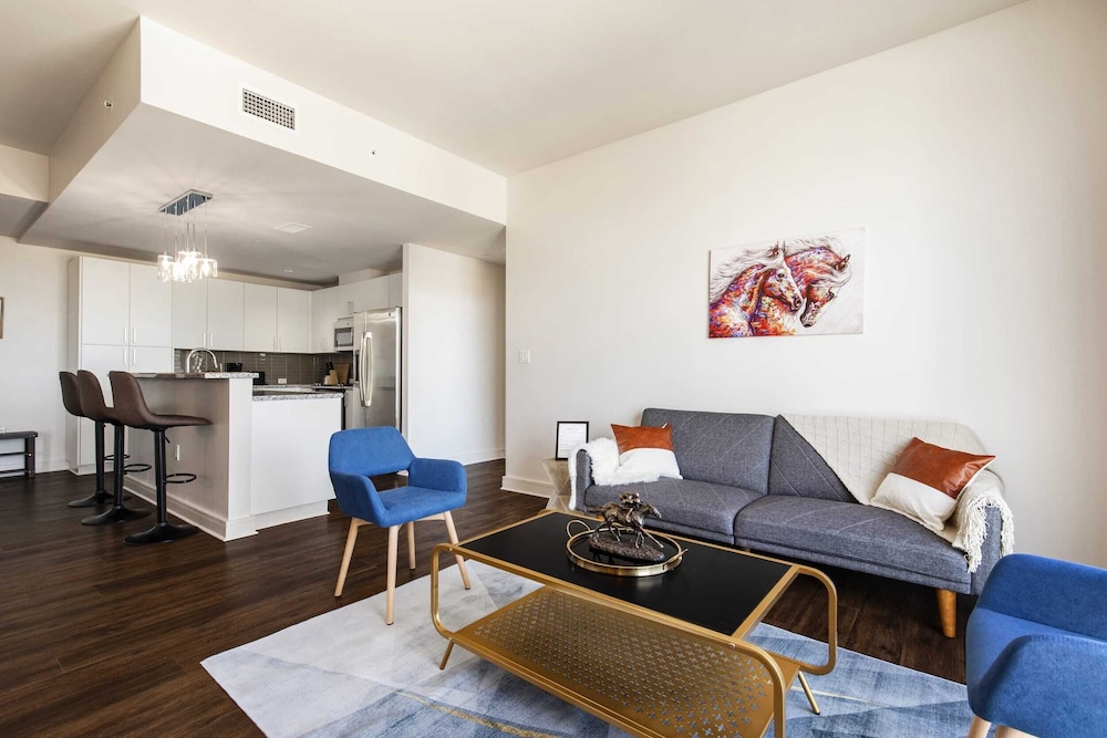 TWO Luxurious Highrises by Cozysuites