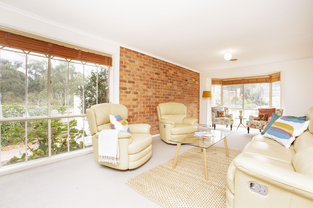 BOUTIQUE STAYS - Parkside Place