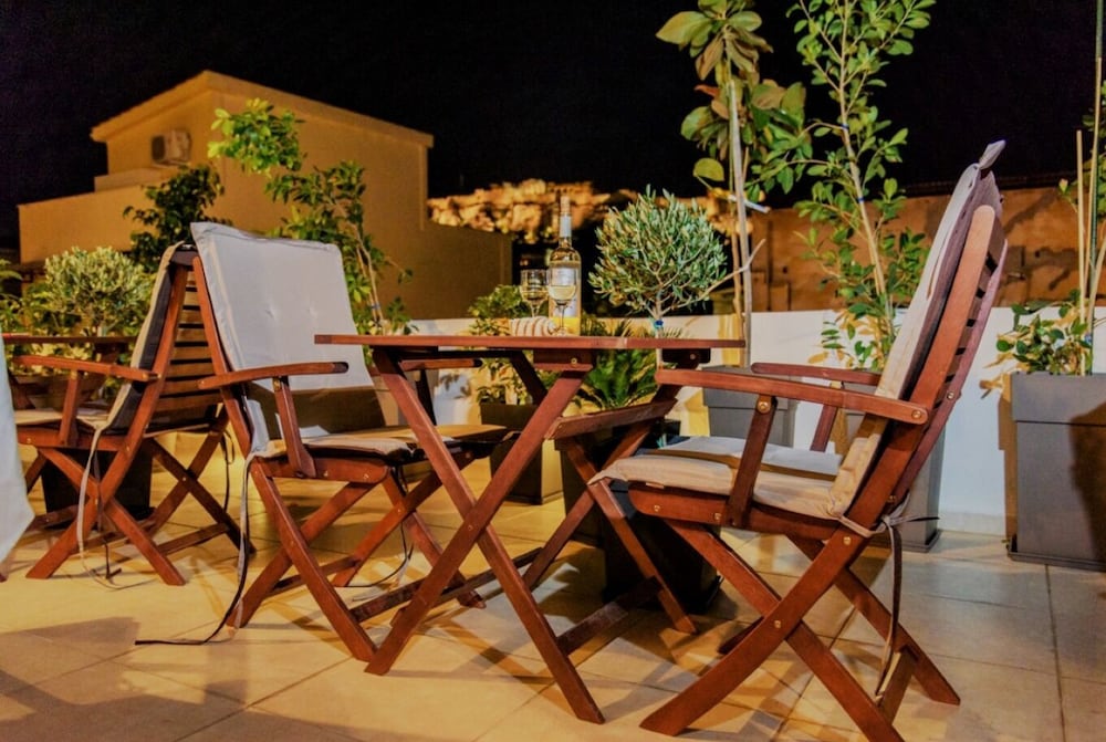 Theasis Athens