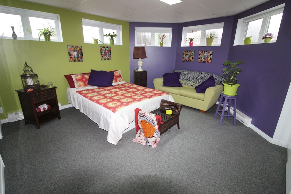 Gandhi Very Large Room Decorated in Indian Style, Office Space and Sofa