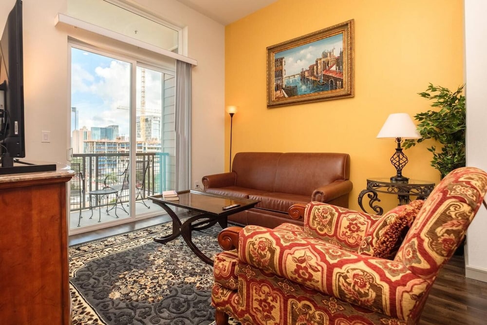 Venetian Penthouse Suite Downtown Houston