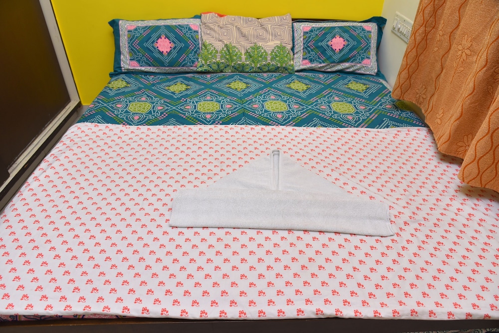 Lovely 2 BHK Flat @ HSR Layout, Bangalore