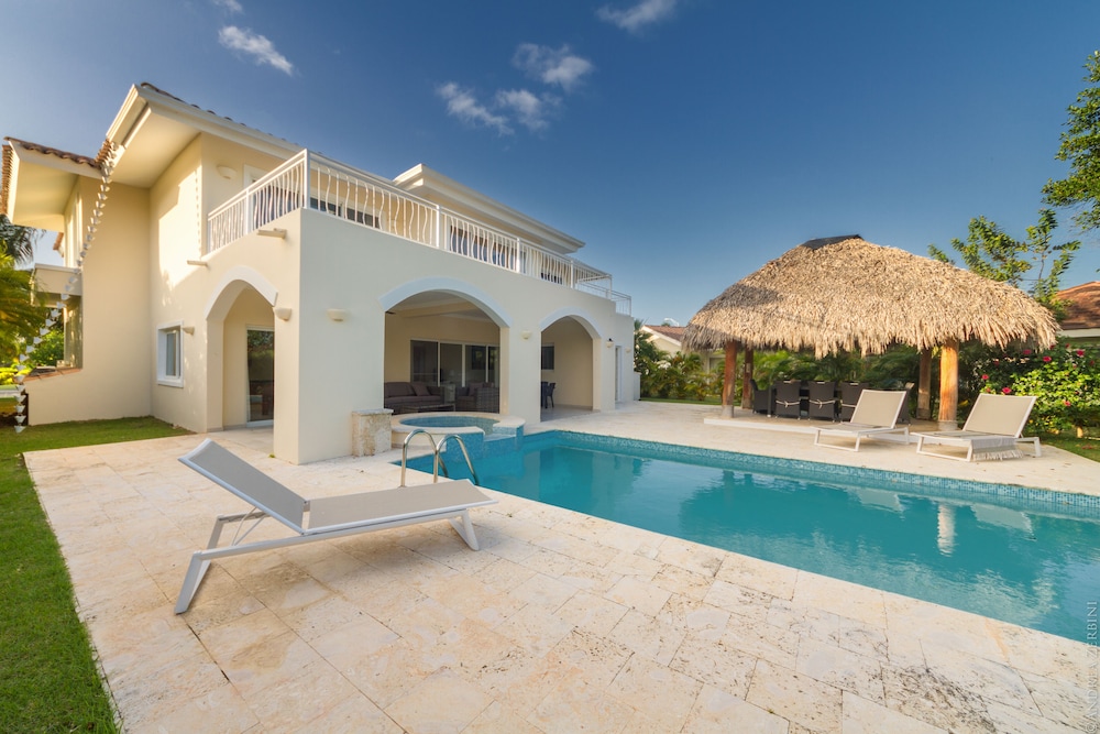 Villa in Cocotal Golf & Country Club