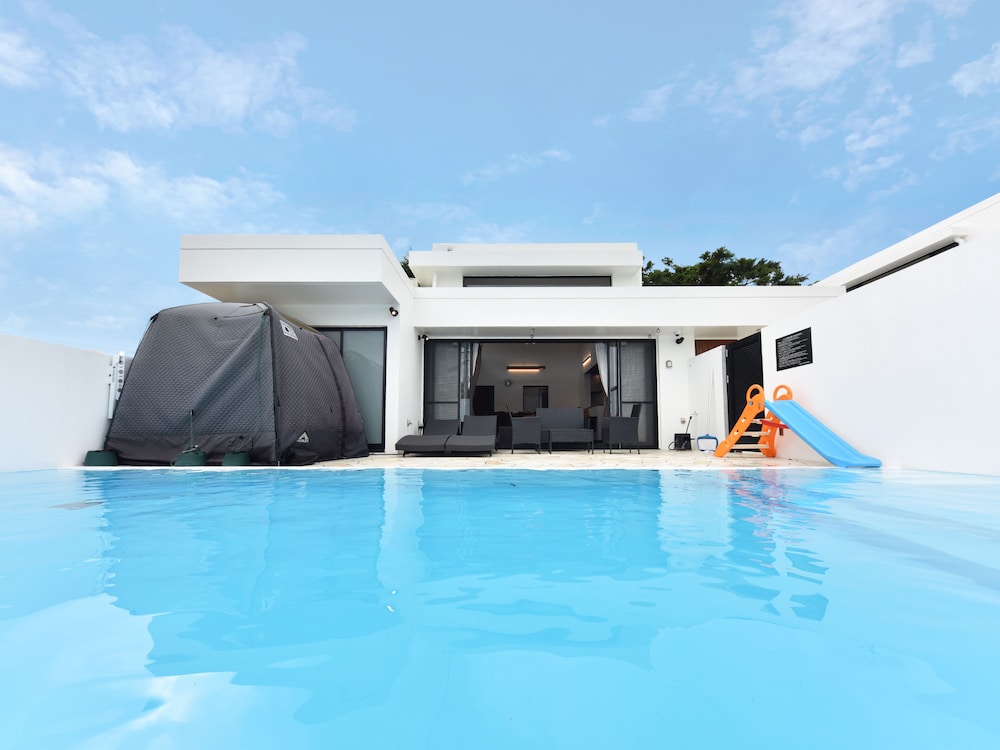 Private Pool Villa Motobu
