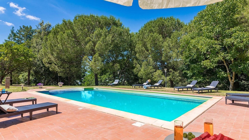 Pg-c744-sp3080at - Poggio Medei 8 2