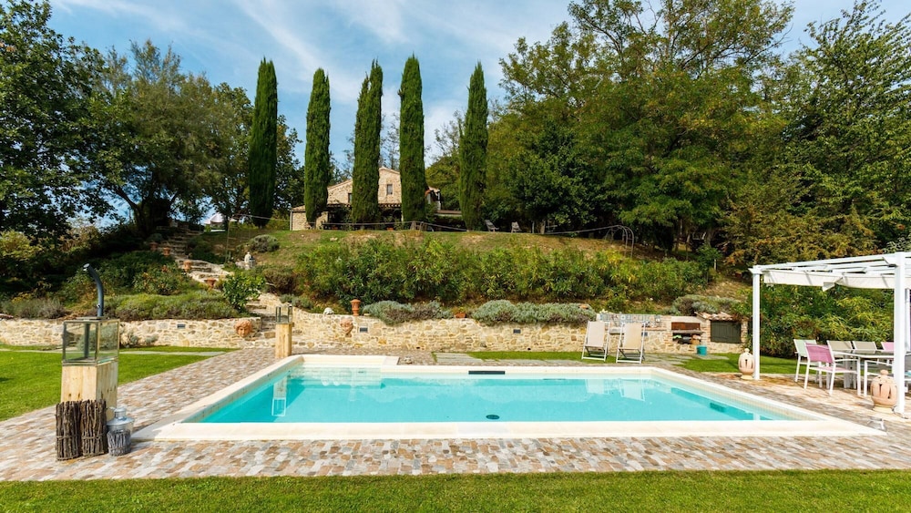 Casalina 8 in Mondaino