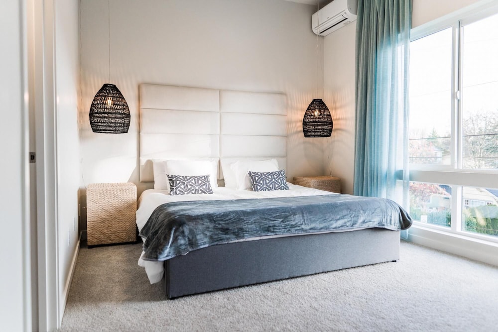 Hilltop Seattle Sanctuary