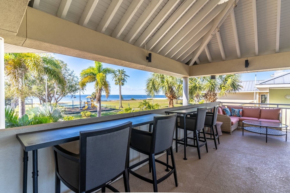 577 Little Harbor
