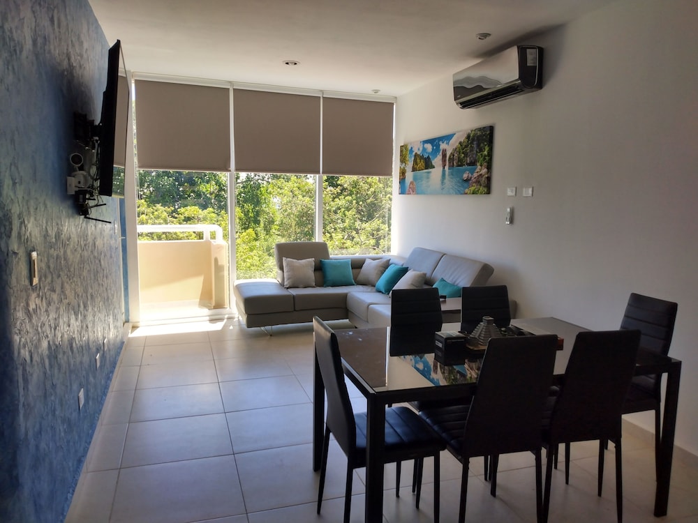 Awesome Penthouse in a Secure Community