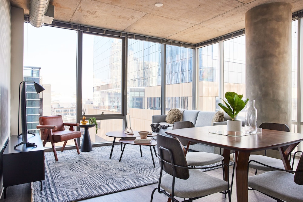 Placemakr Premier SoBro