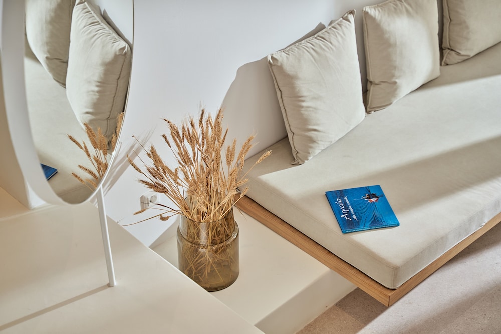 Lilium Homes