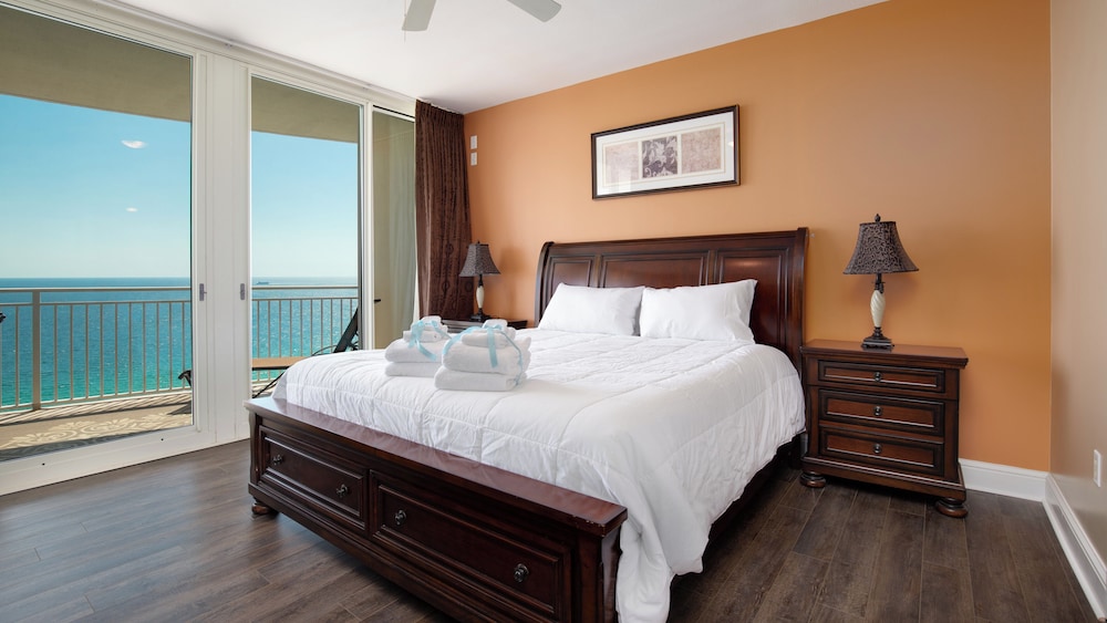 Aqua Resort 2101 - Coastal Haven