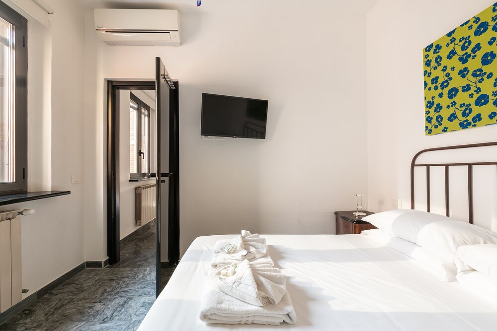 Wonder Two BR Apartment with Terrace