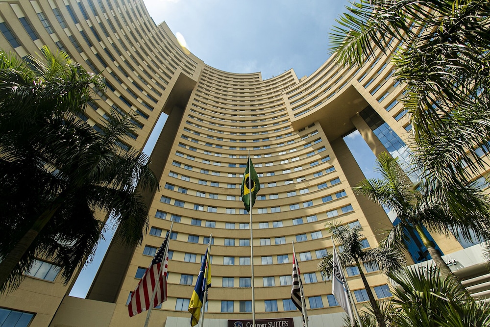 Anora Spaces - Stadium Alphaville