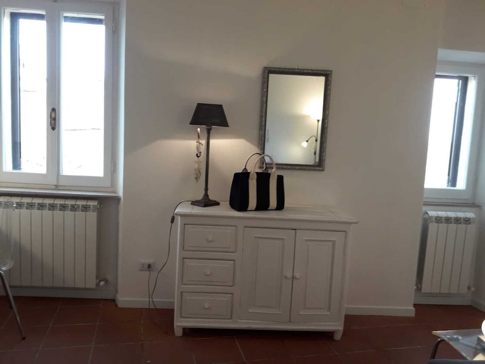 Immaculate 2-rooms Apartment in Todi , Umbria