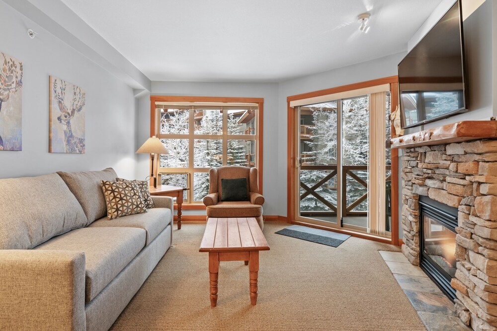 PENTHOUSE in the HEART of Panorama Village | TRUE Ski In/Out | Pools & Hot Tubs
