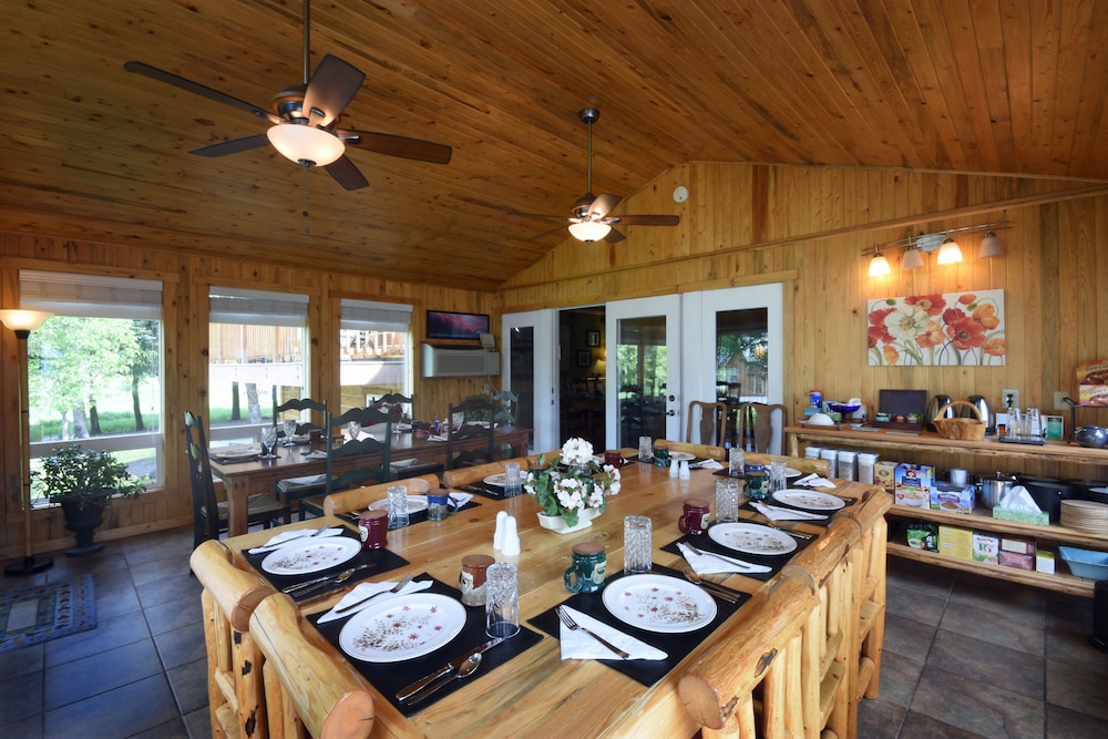 Bad Rock Bed and Breakfast Inn