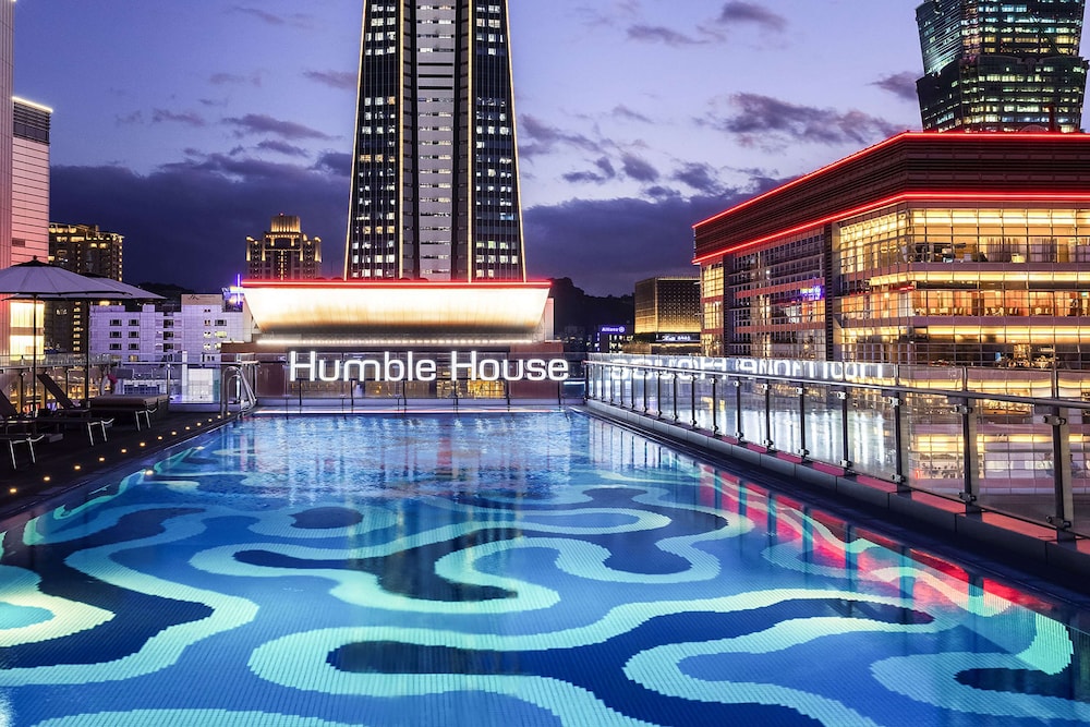 Humble House Hotel Taipei, Curio Collection by Hilton