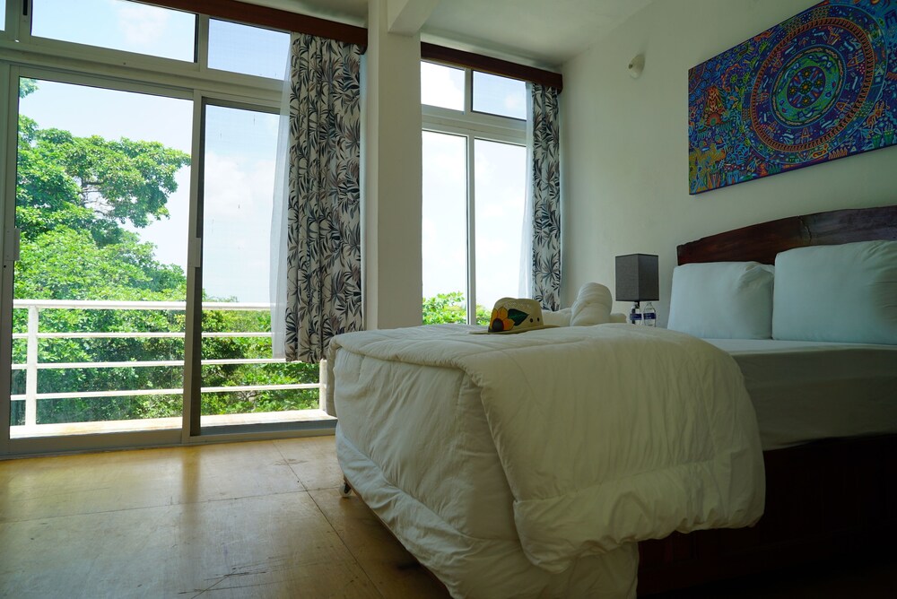 LAGUNA SECRETA BACALAR